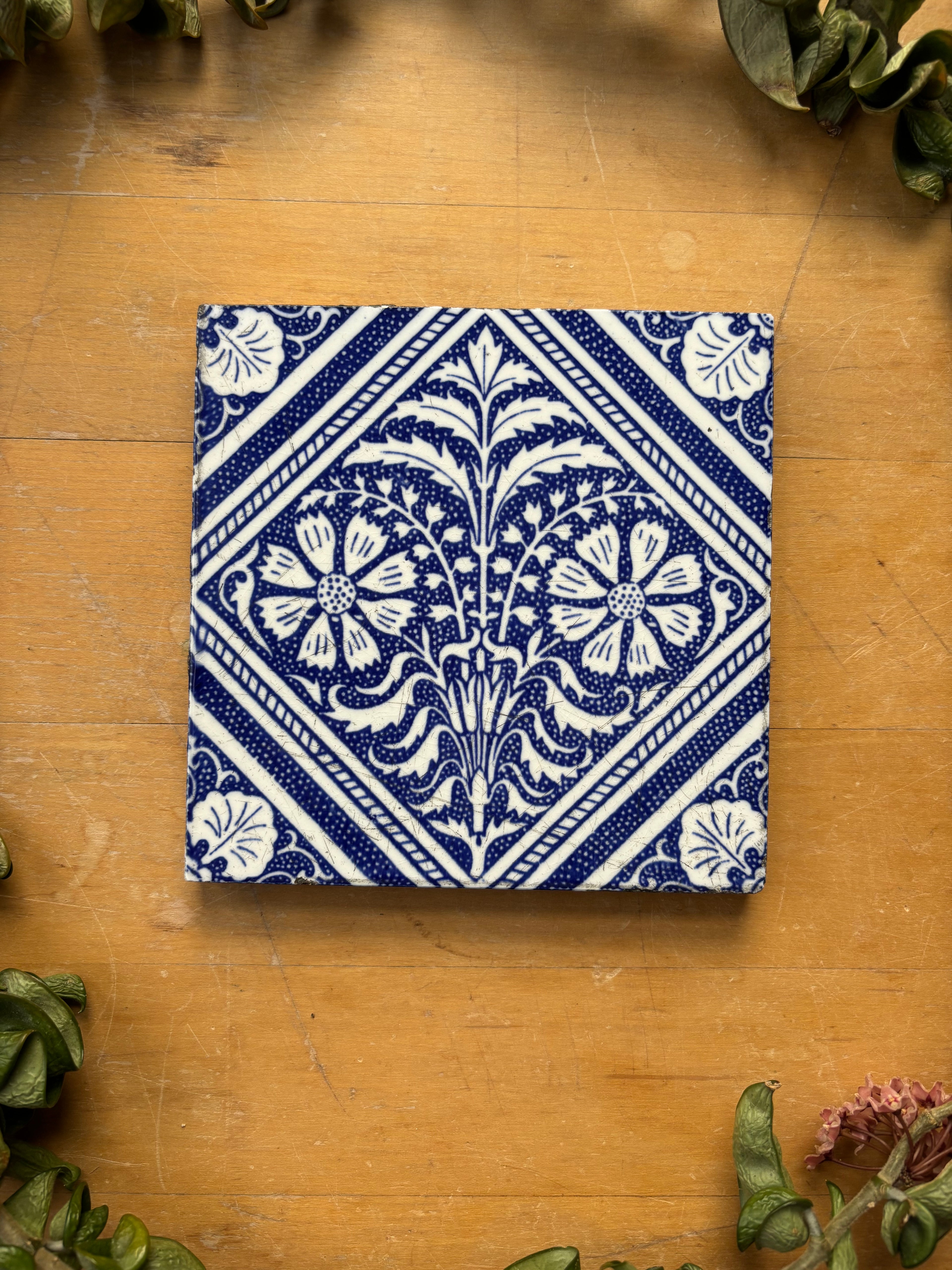 Antique Dark Blue Floral Mirror Tile