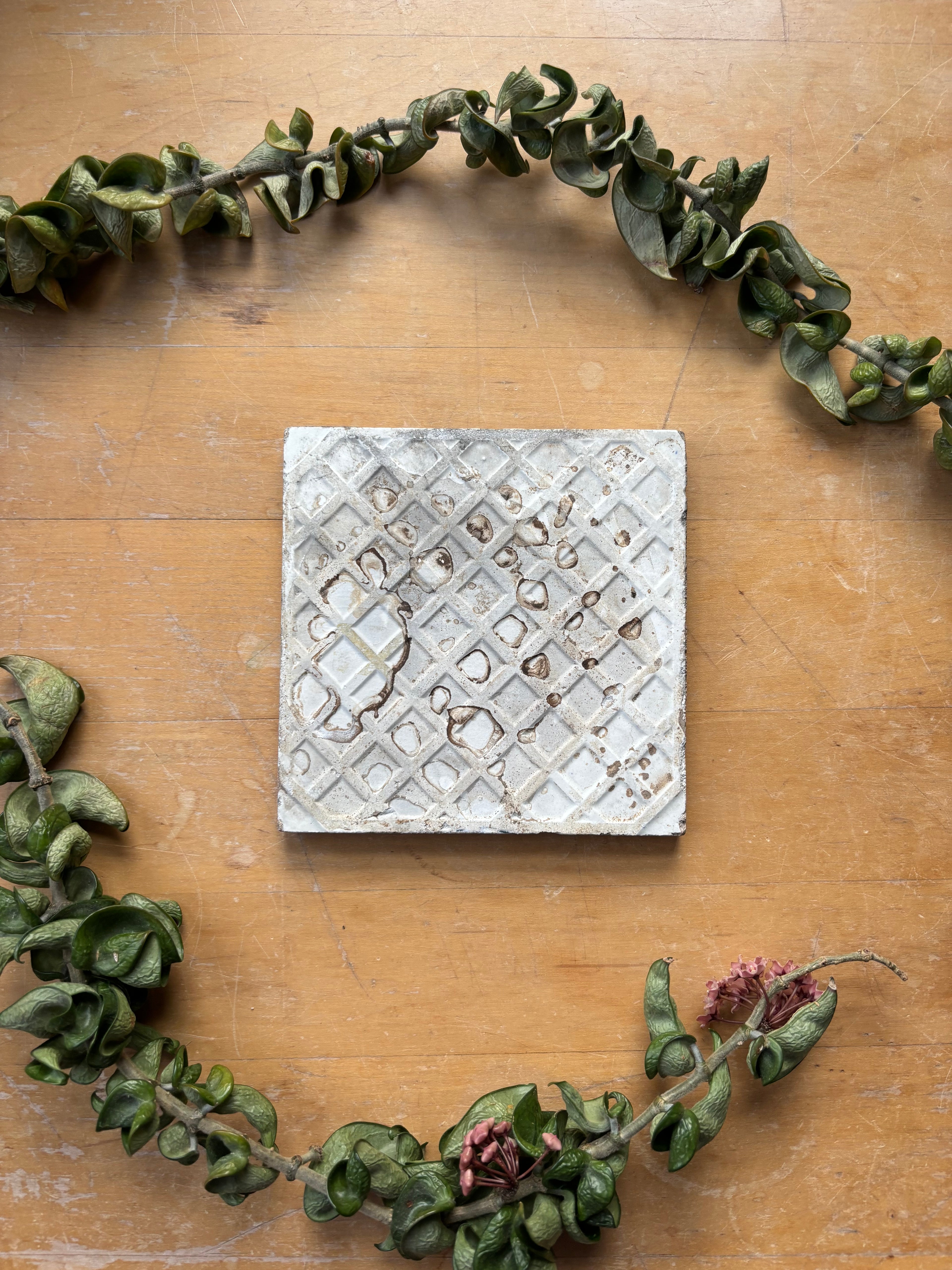 Antique Dark Blue Floral Mirror Tile